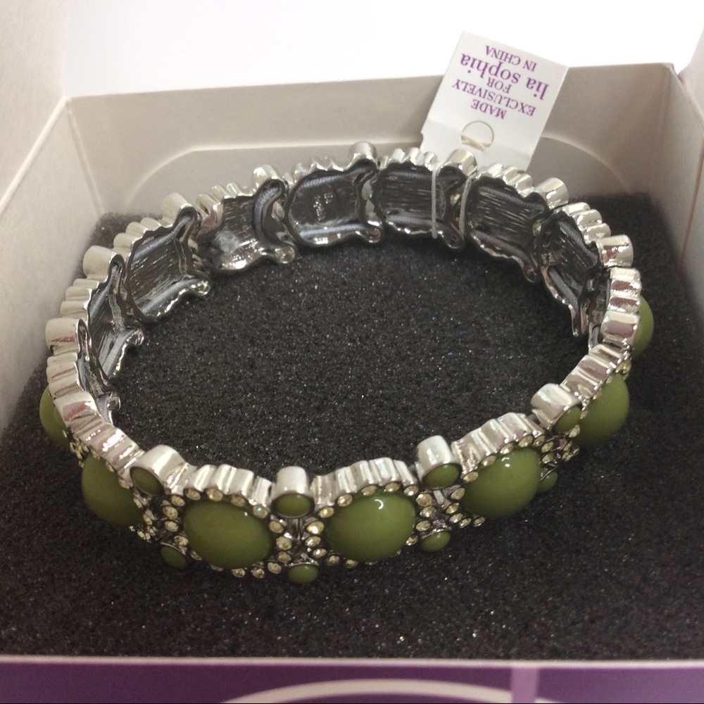 Price Drop! Sparkler (grass) stretch bracelet